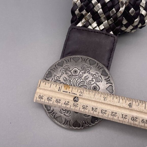 Round Floral Engraved Buckle Woven Belt Black and Silver 42 Inch - Picture 4 of 5